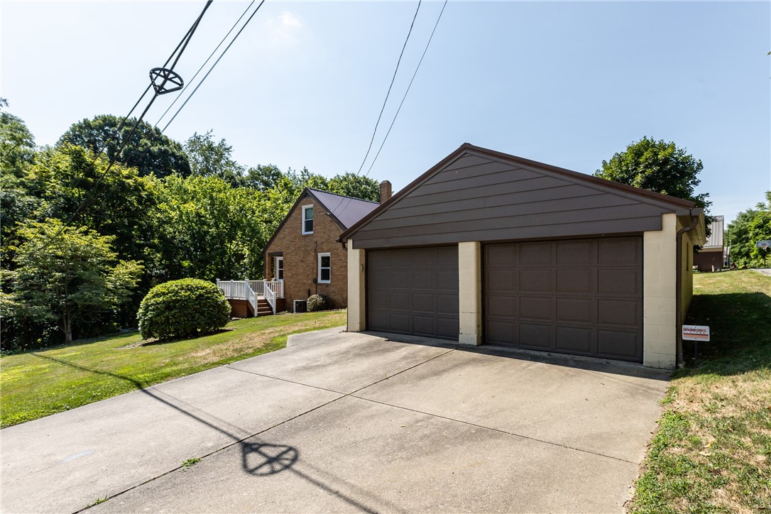 1040 Eckert Rd