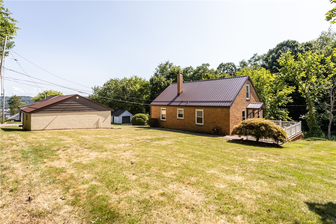 1040 Eckert Rd