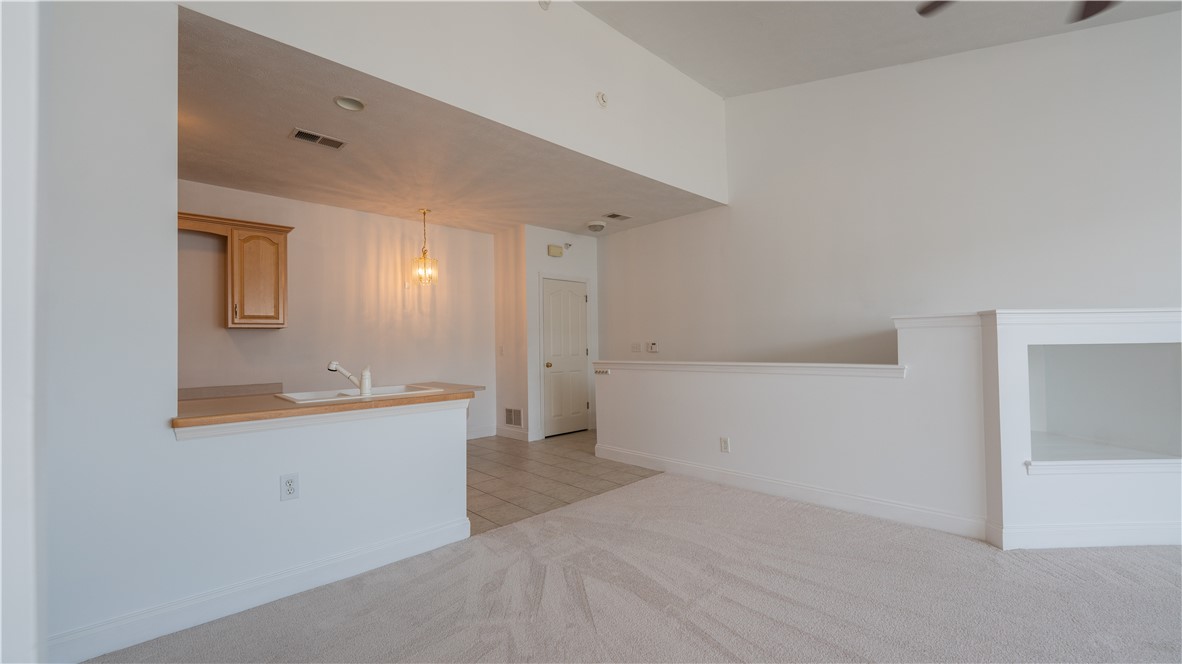 223 Adams Pointe Blvd 3