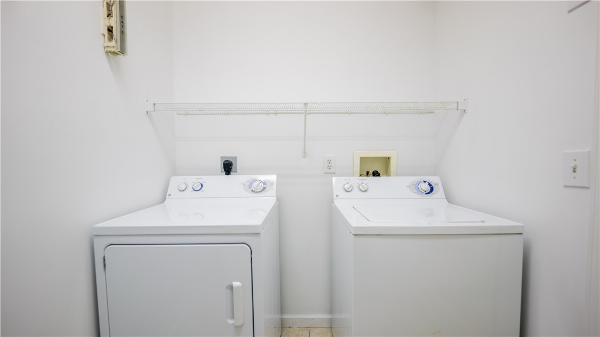 223 Adams Pointe Blvd 3
