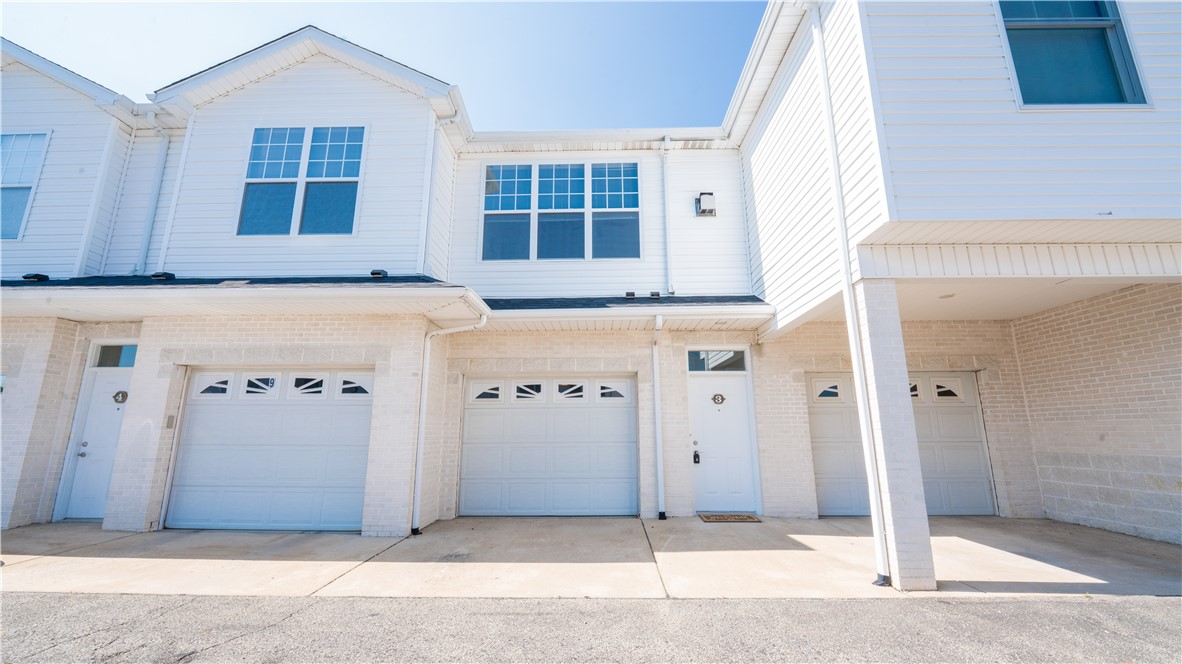 223 Adams Pointe Blvd 3