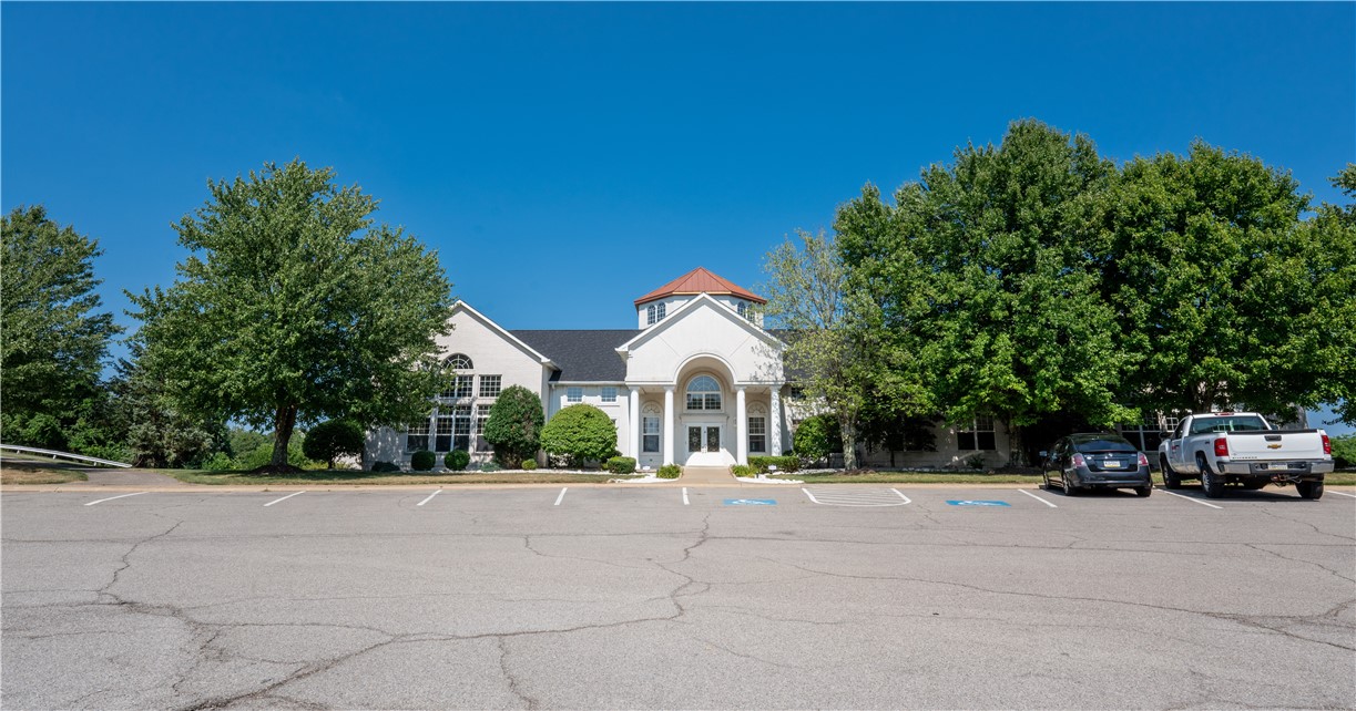 223 Adams Pointe Blvd 3