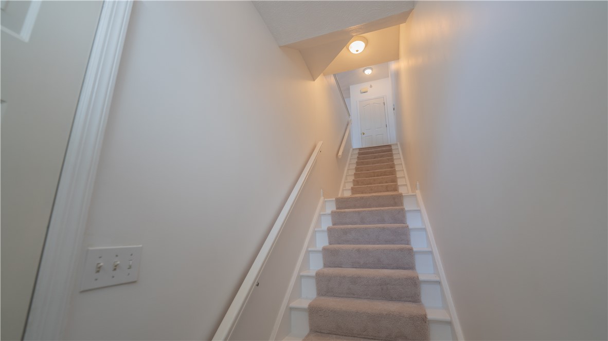 223 Adams Pointe Blvd 3