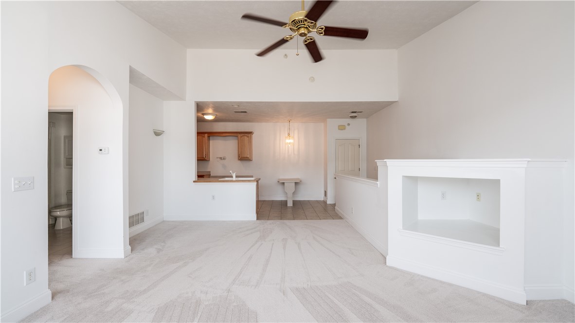 223 Adams Pointe Blvd 3