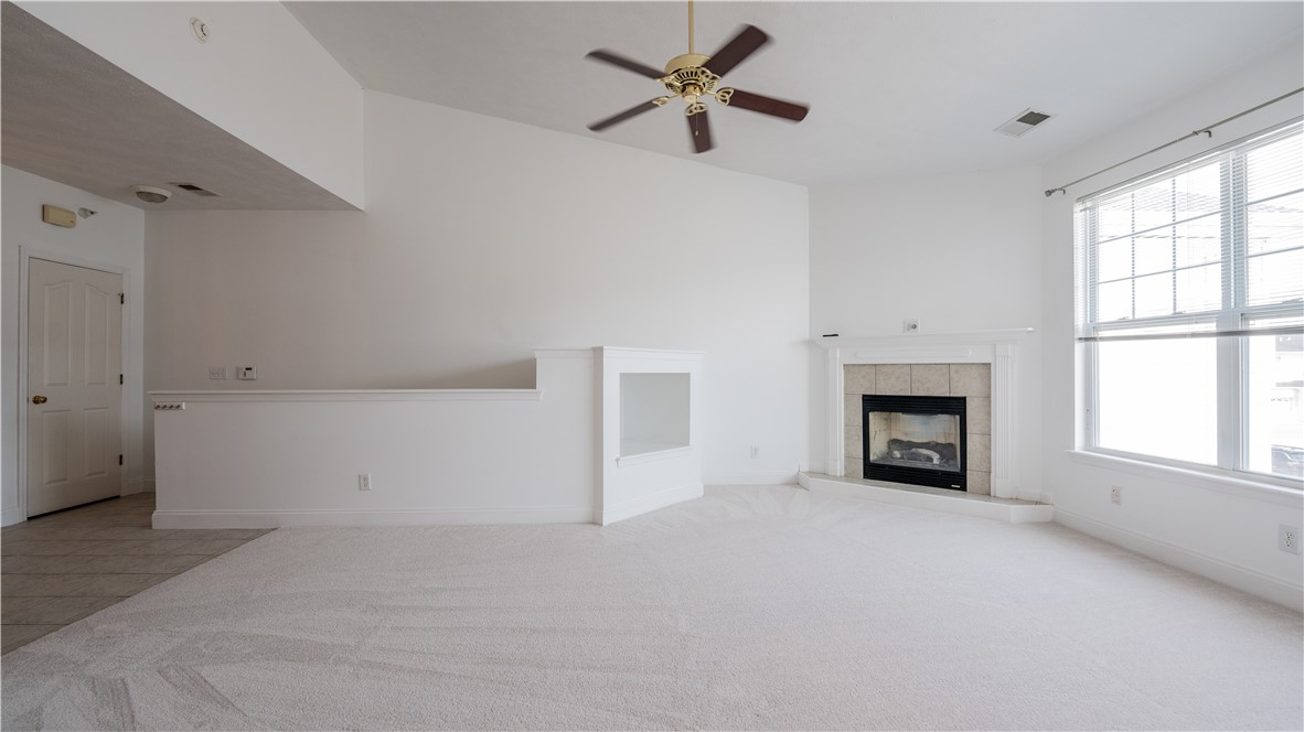 223 Adams Pointe Blvd 3