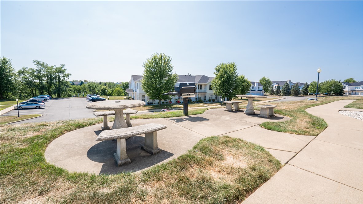 223 Adams Pointe Blvd 3