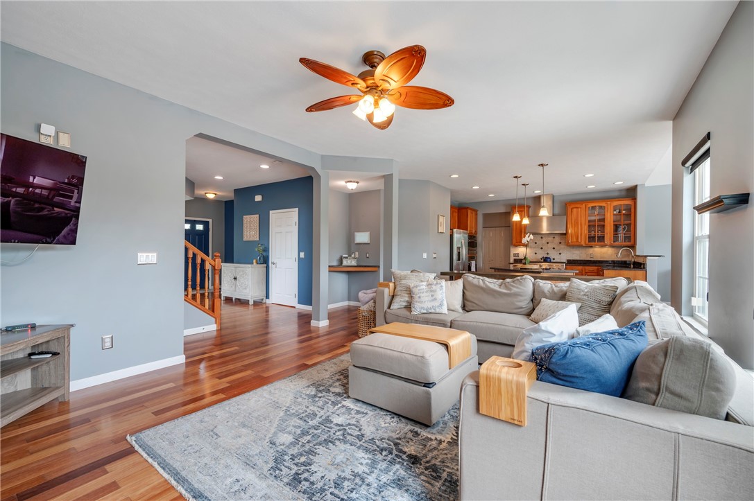 109 Scottsdale Dr