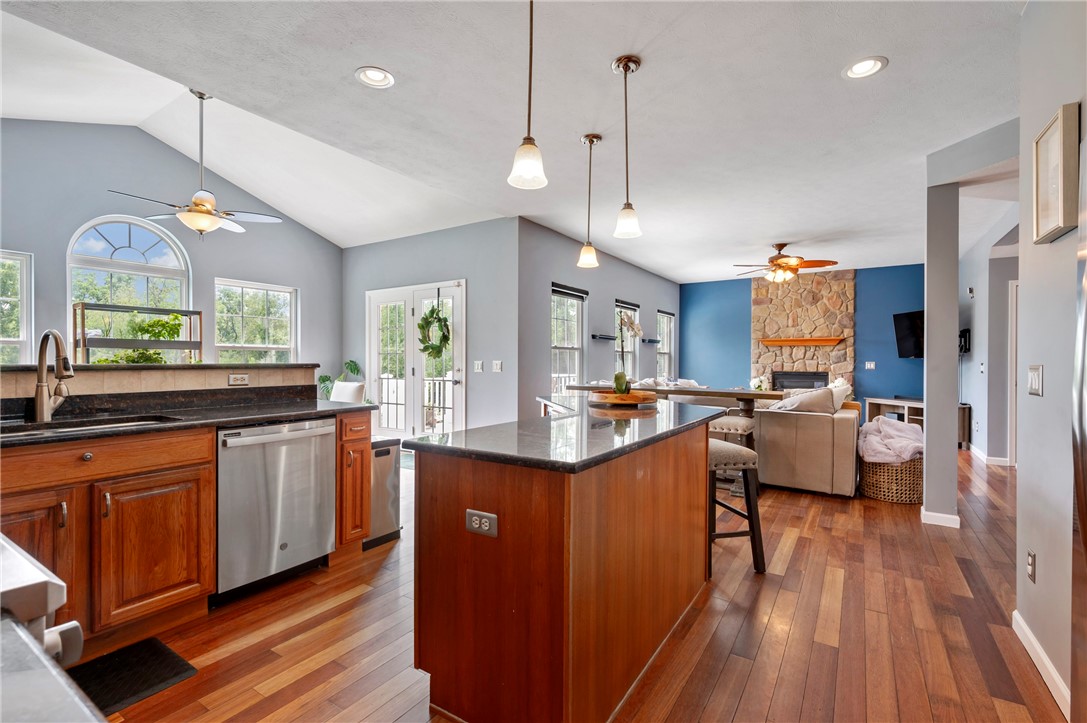 109 Scottsdale Dr