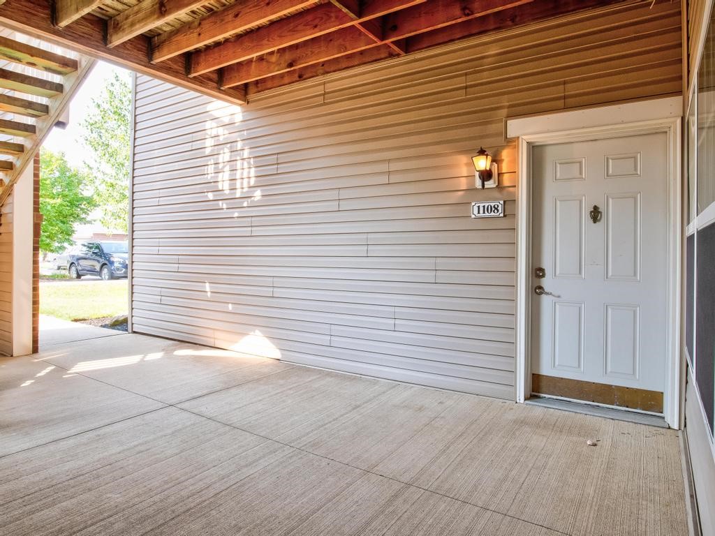 1108 Stockton Rdg