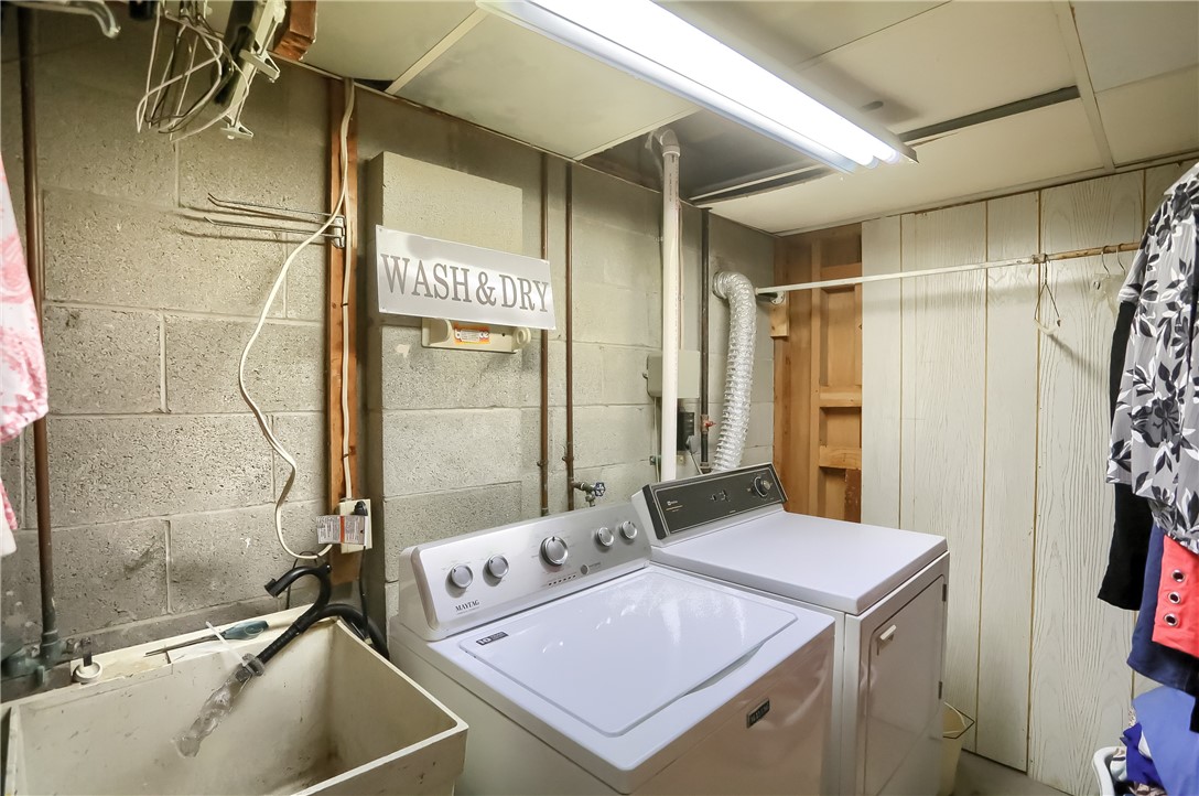 1012 Richview