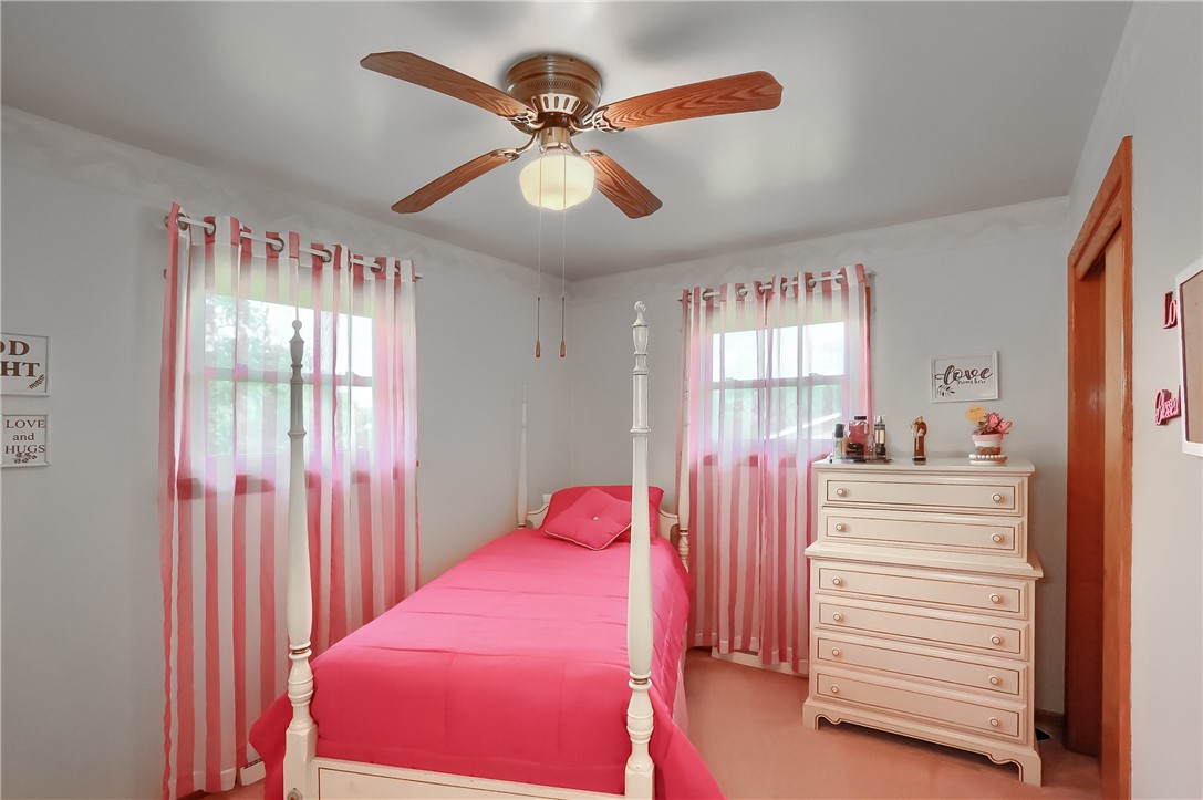 1012 Richview
