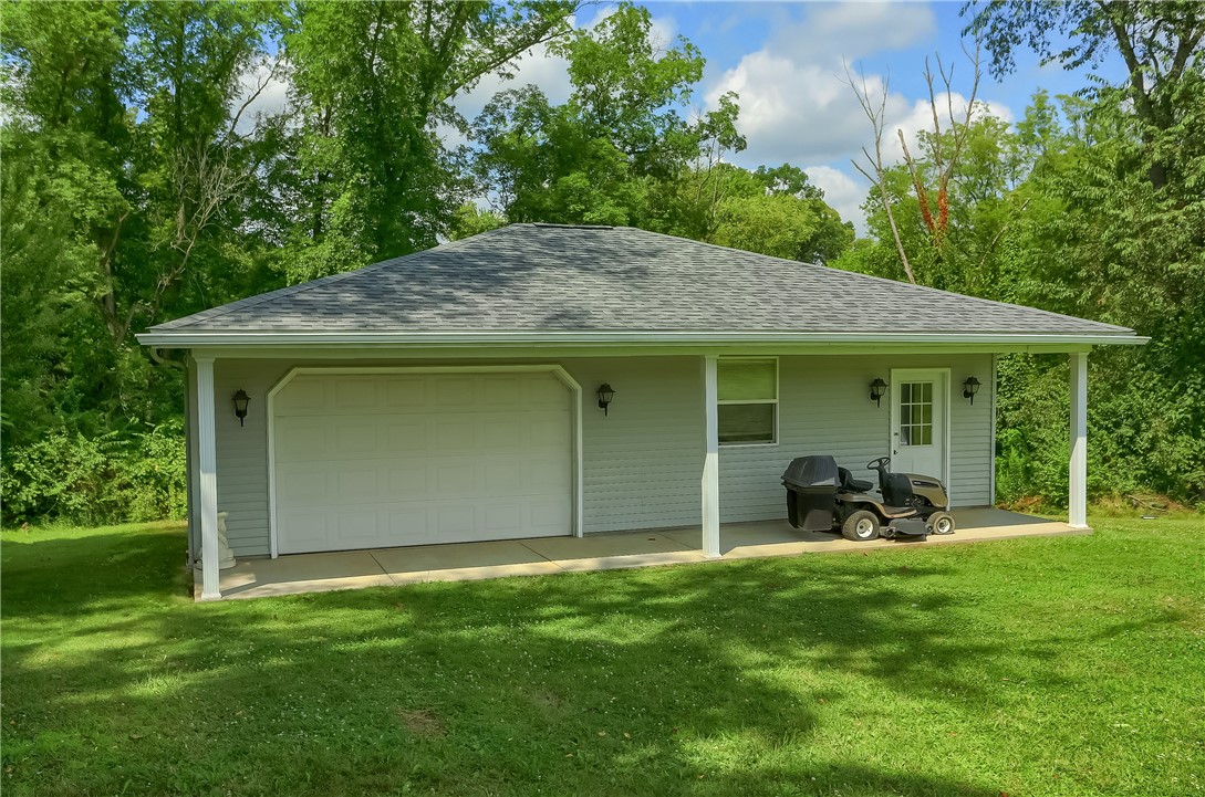 1012 Richview