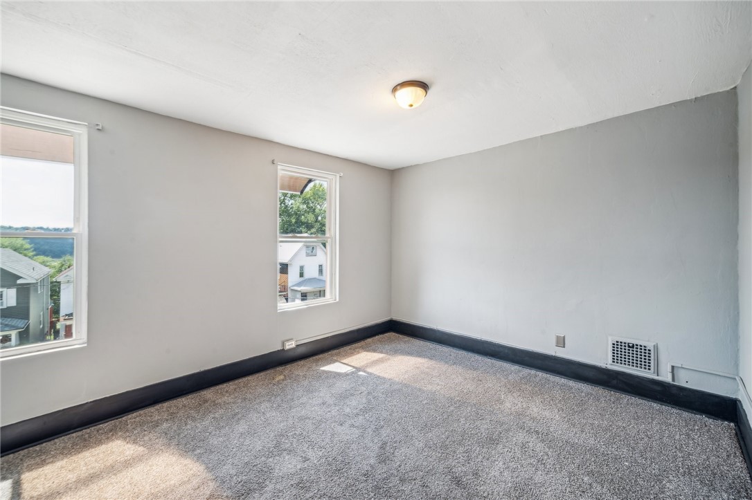 1328 Woodmont Ave