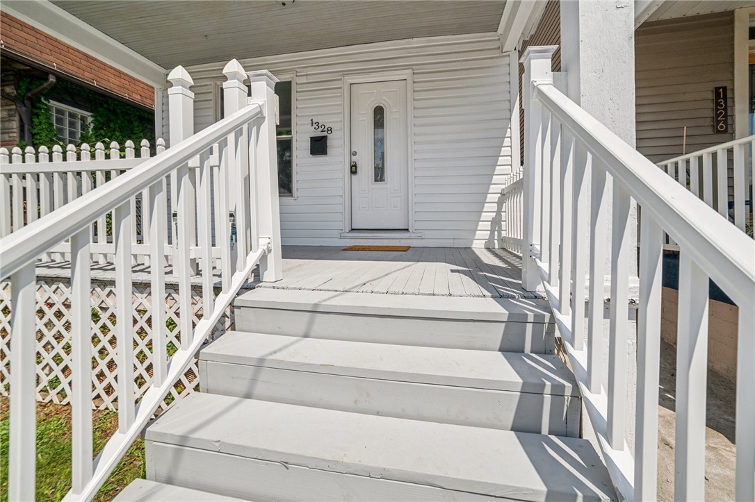 1328 Woodmont Ave
