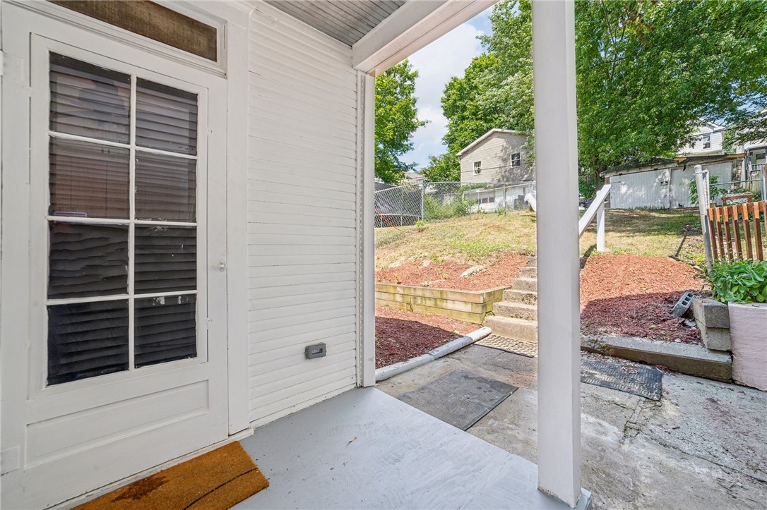 1328 Woodmont Ave