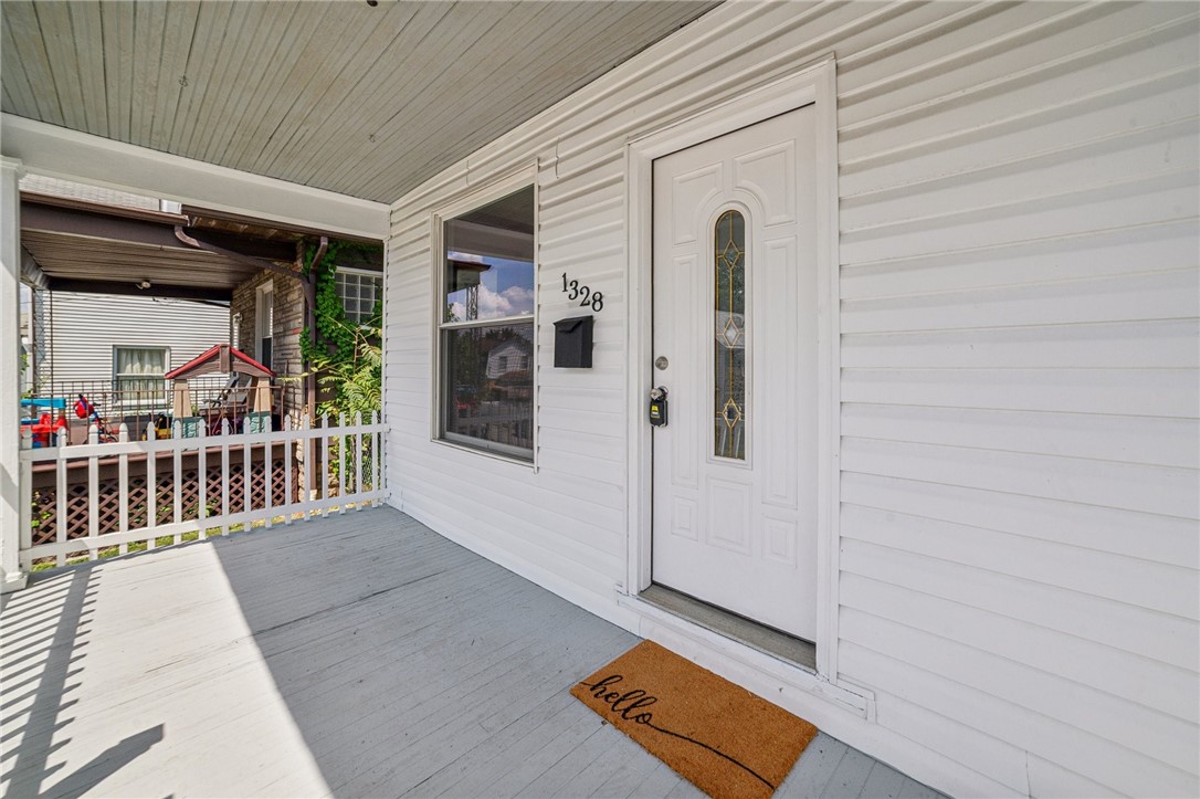 1328 Woodmont Ave