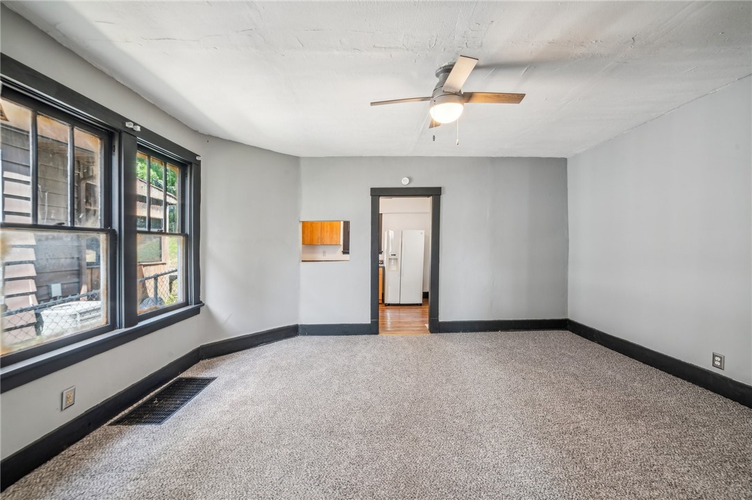 1328 Woodmont Ave