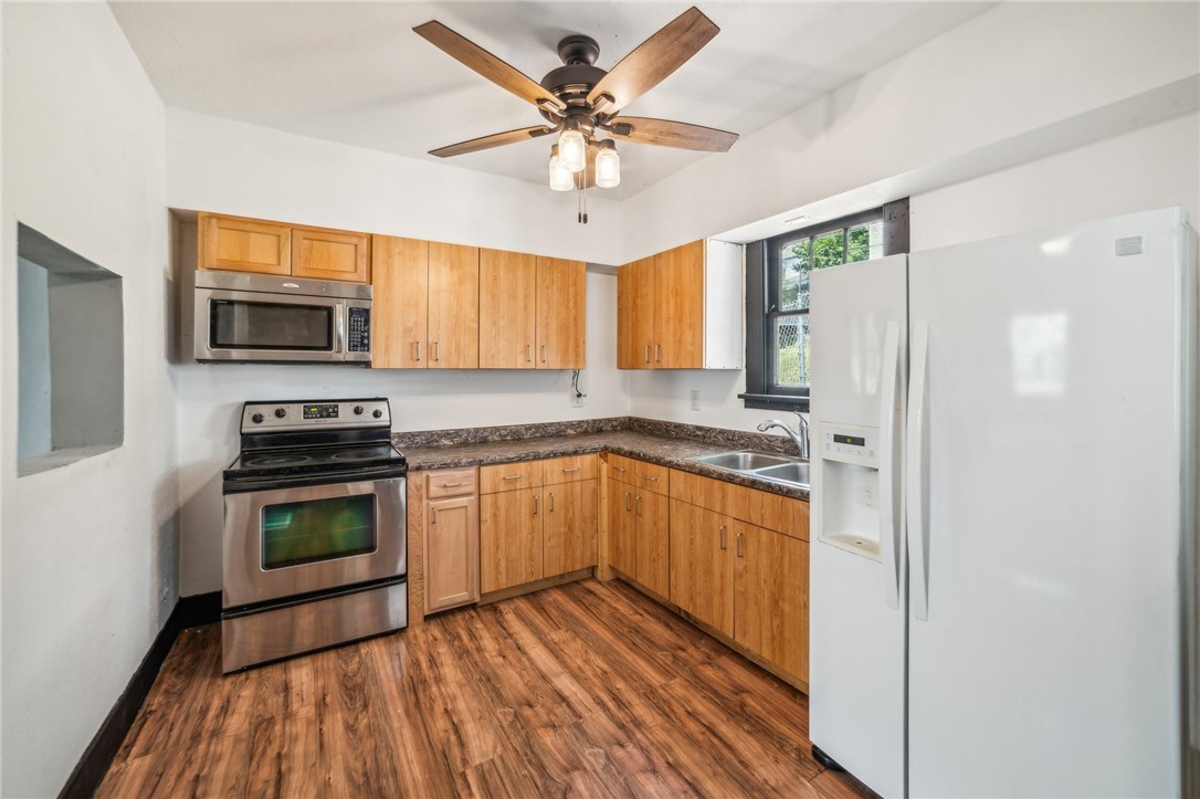 1328 Woodmont Ave