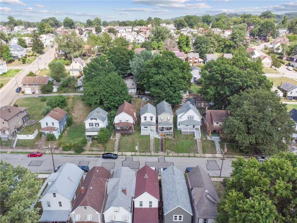 1328 Woodmont Ave