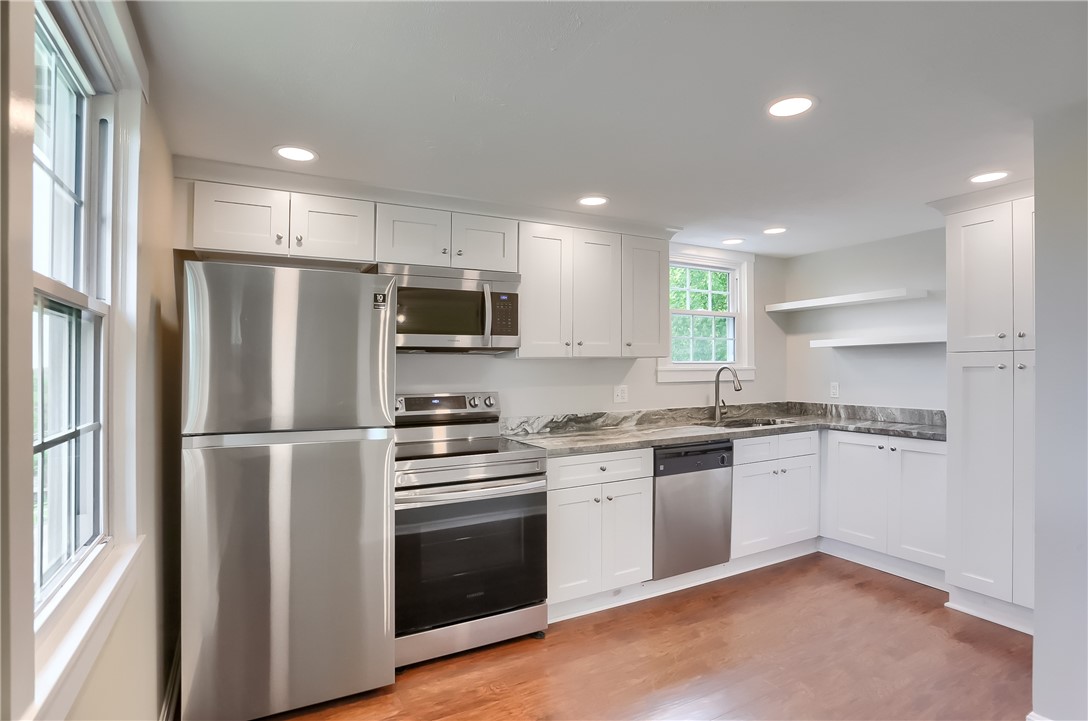 2331 Mckees Rocks Rd