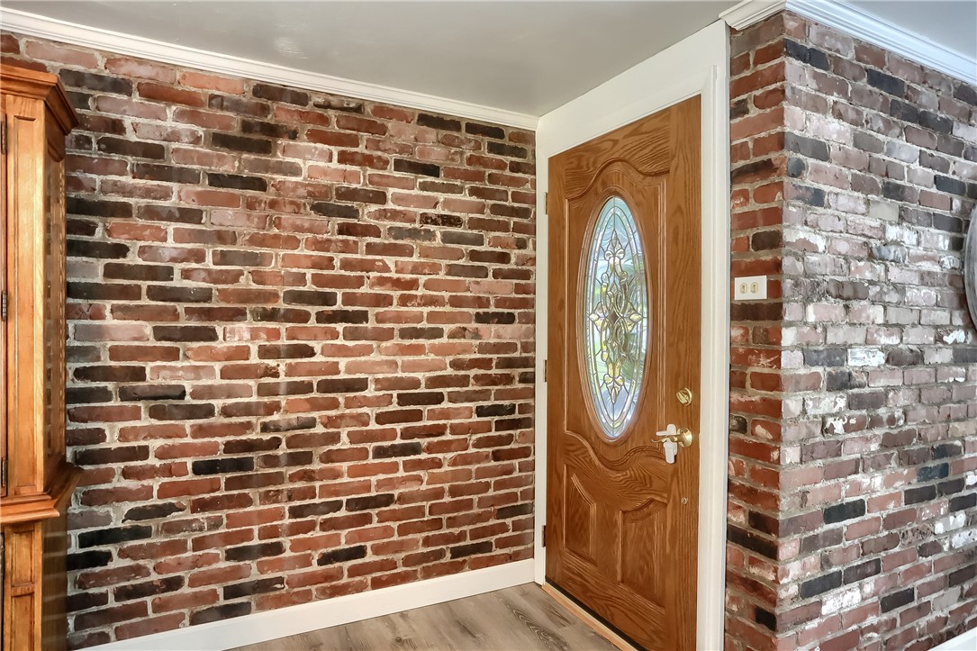 214 Richard Dr