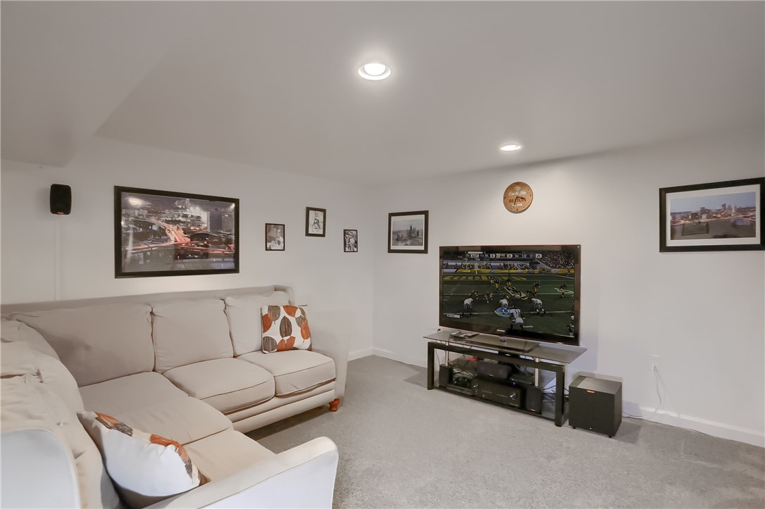 214 Richard Dr