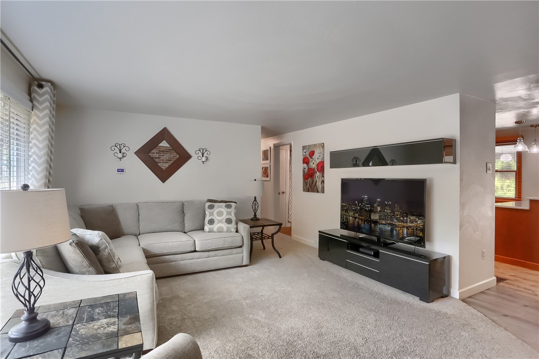 214 Richard Dr