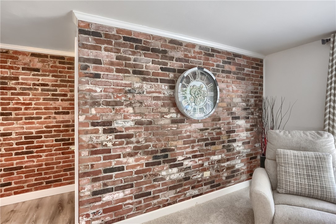 214 Richard Dr