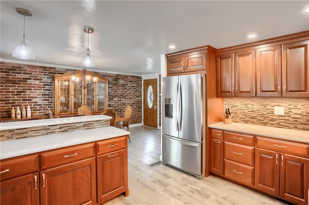 214 Richard Dr