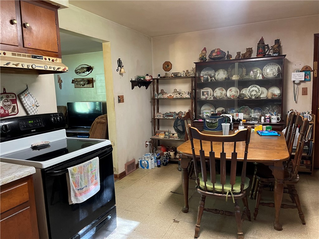 2208 Squaw Run Rd