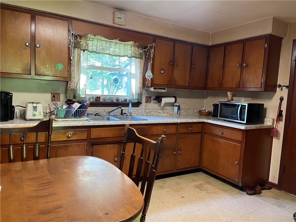 2208 Squaw Run Rd
