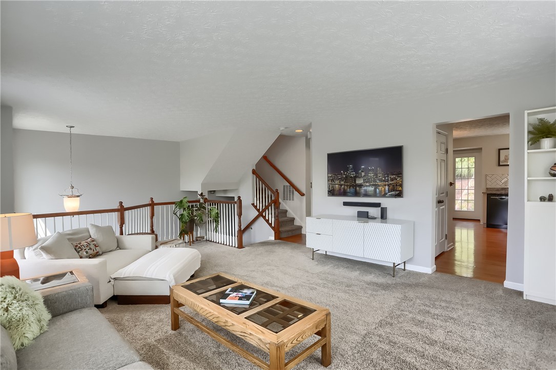 127 Bellefield Ct