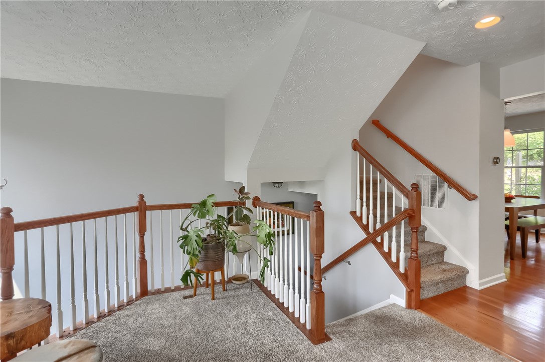 127 Bellefield Ct