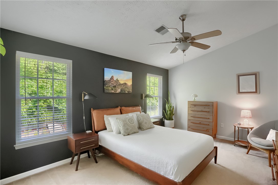 127 Bellefield Ct