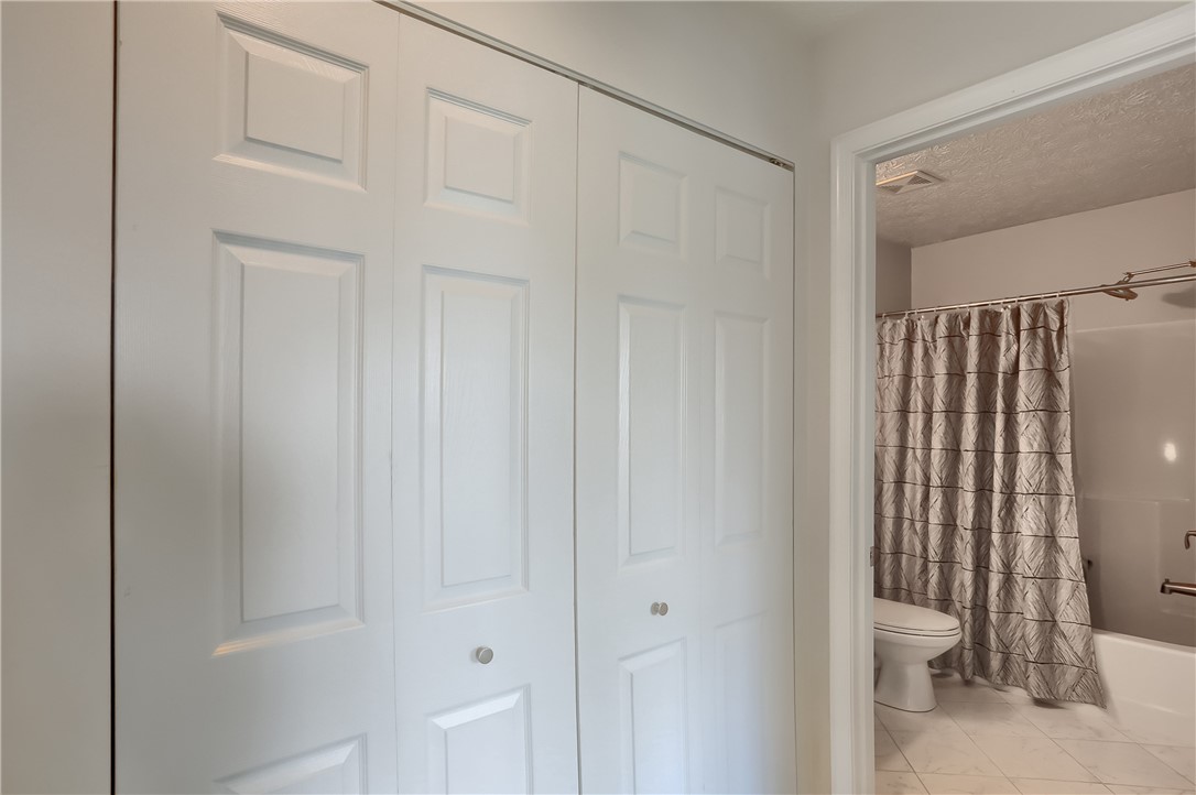 127 Bellefield Ct