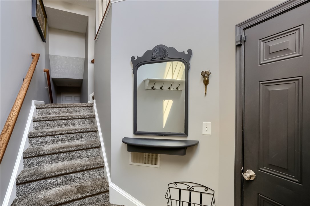 127 Bellefield Ct