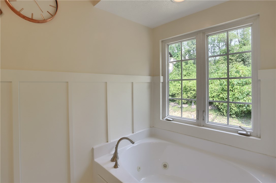 127 Bellefield Ct