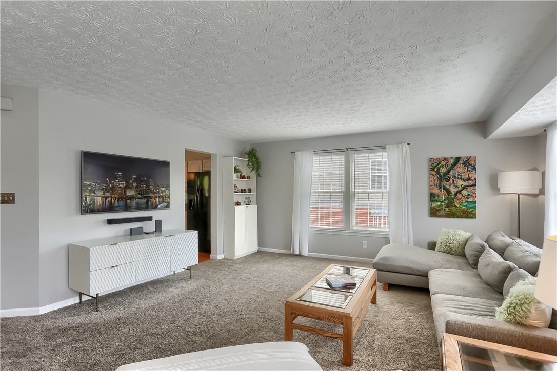 127 Bellefield Ct