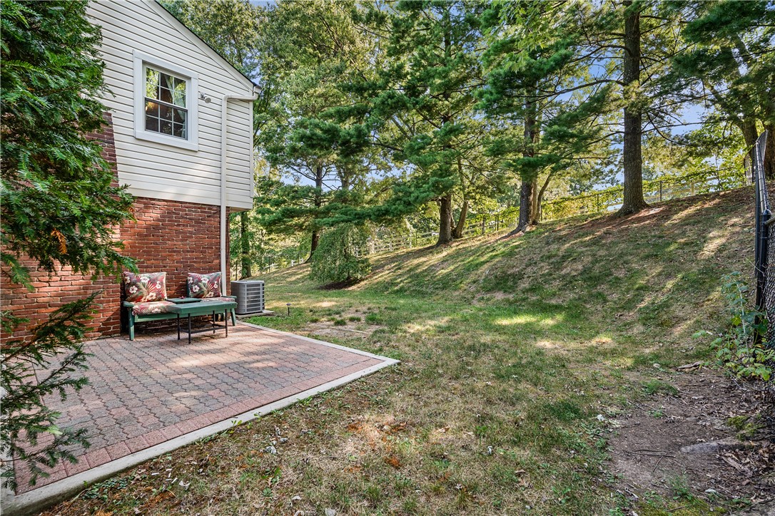 2699 Locust Drive