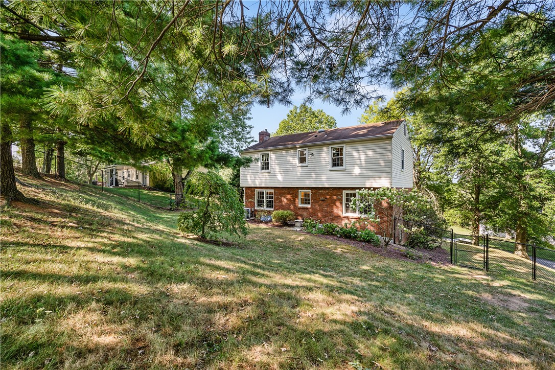 2699 Locust Drive
