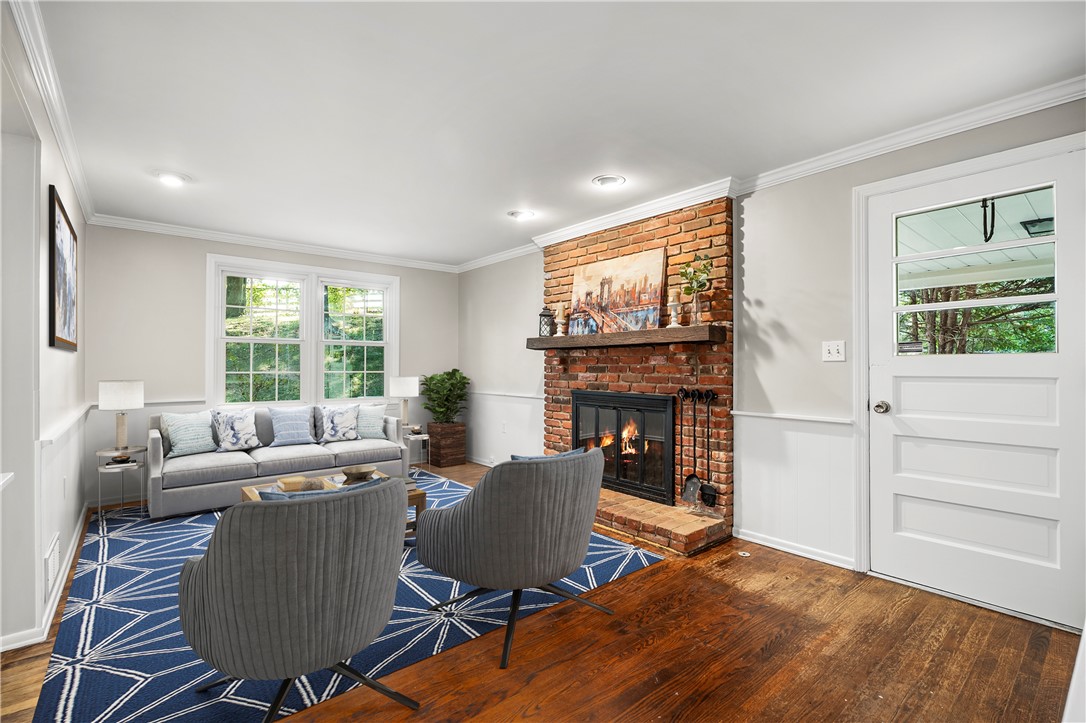 2699 Locust Drive