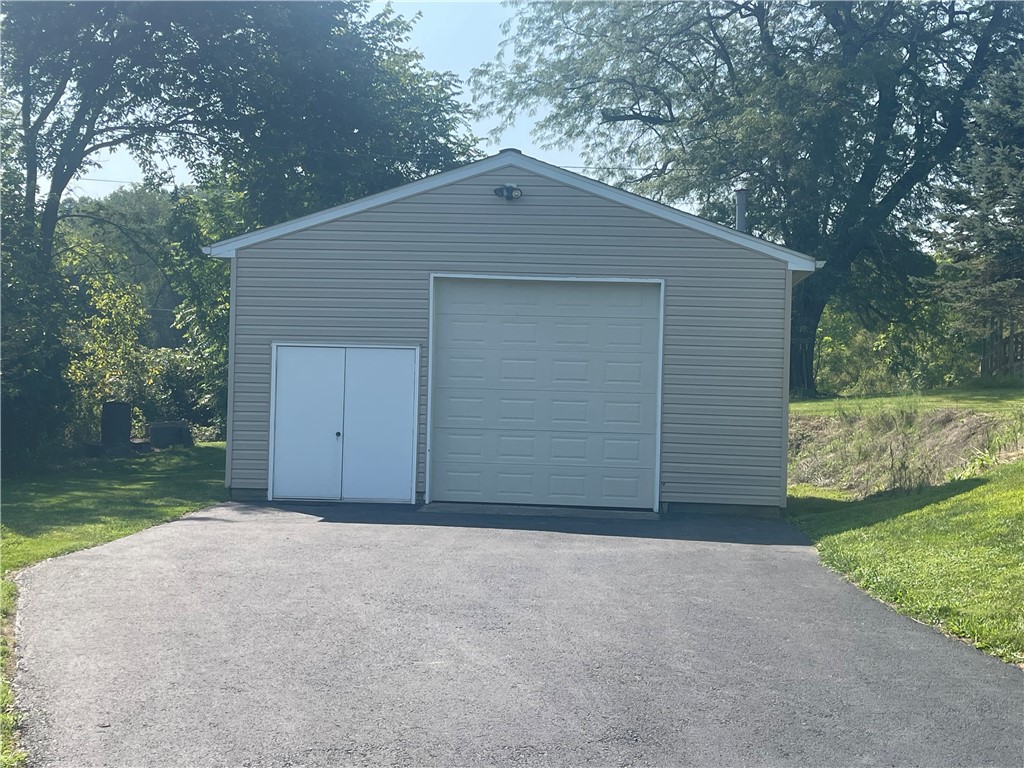136 Browns Hill Road