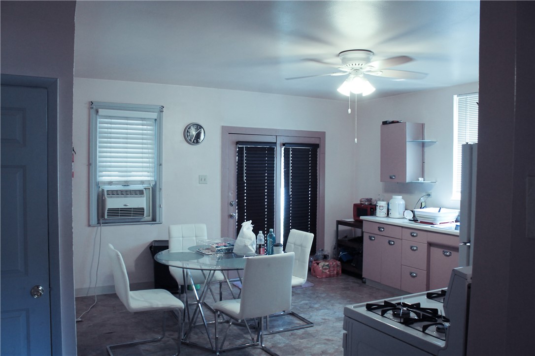 825 North Ave