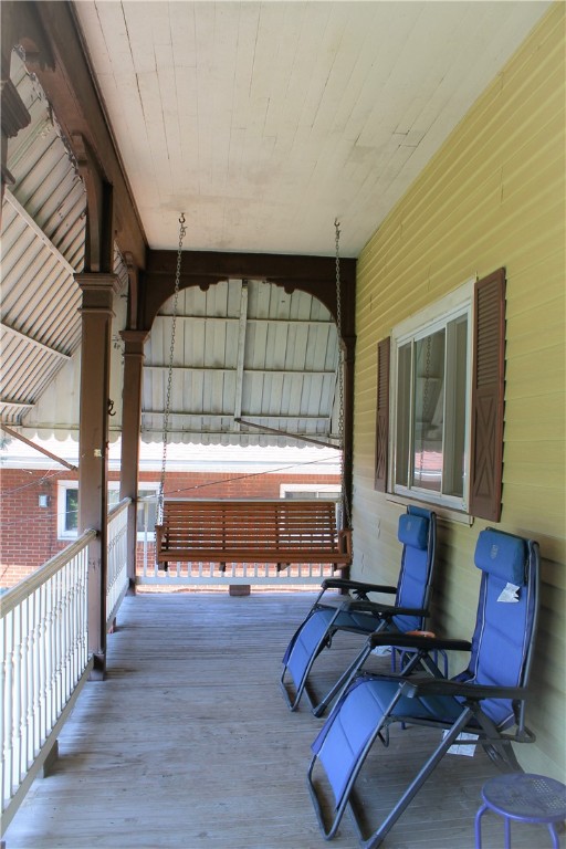 825 North Ave