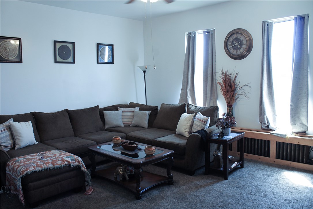 825 North Ave