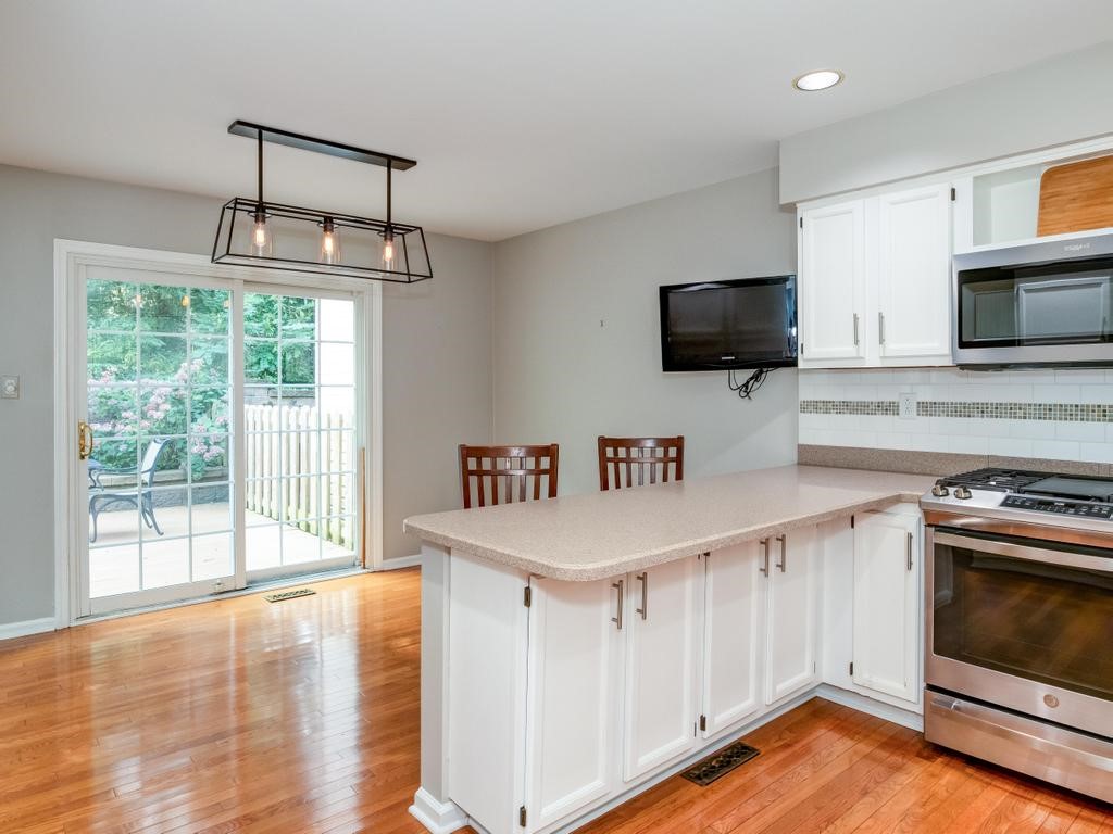 2584 Hunters Point Ct 34