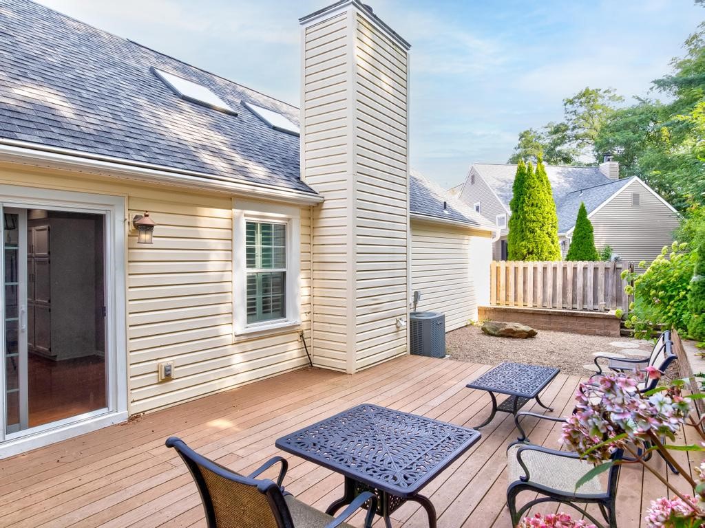 2584 Hunters Point Ct 34