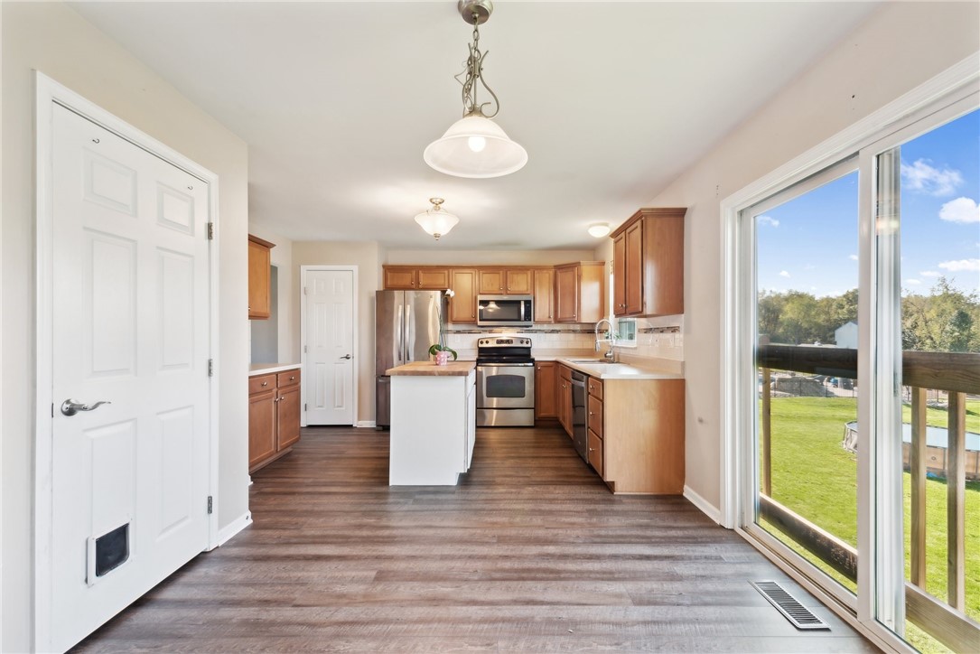 801 Christina Ct