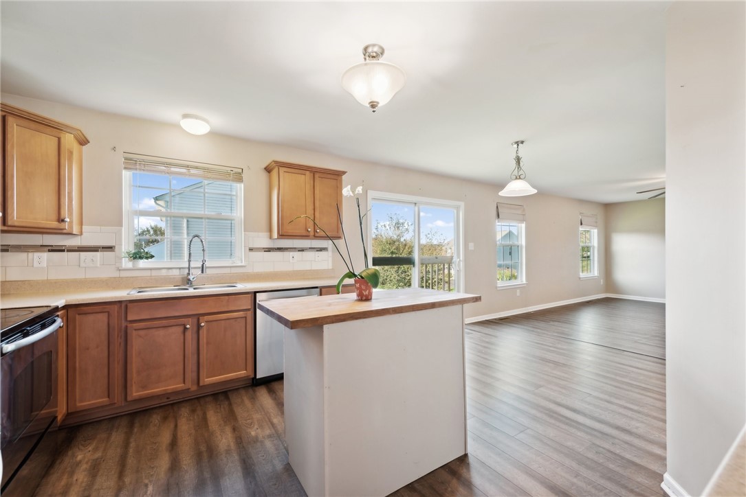 801 Christina Ct