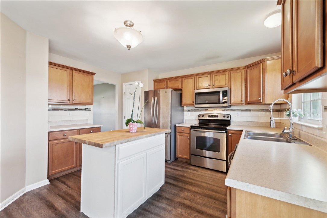 801 Christina Ct